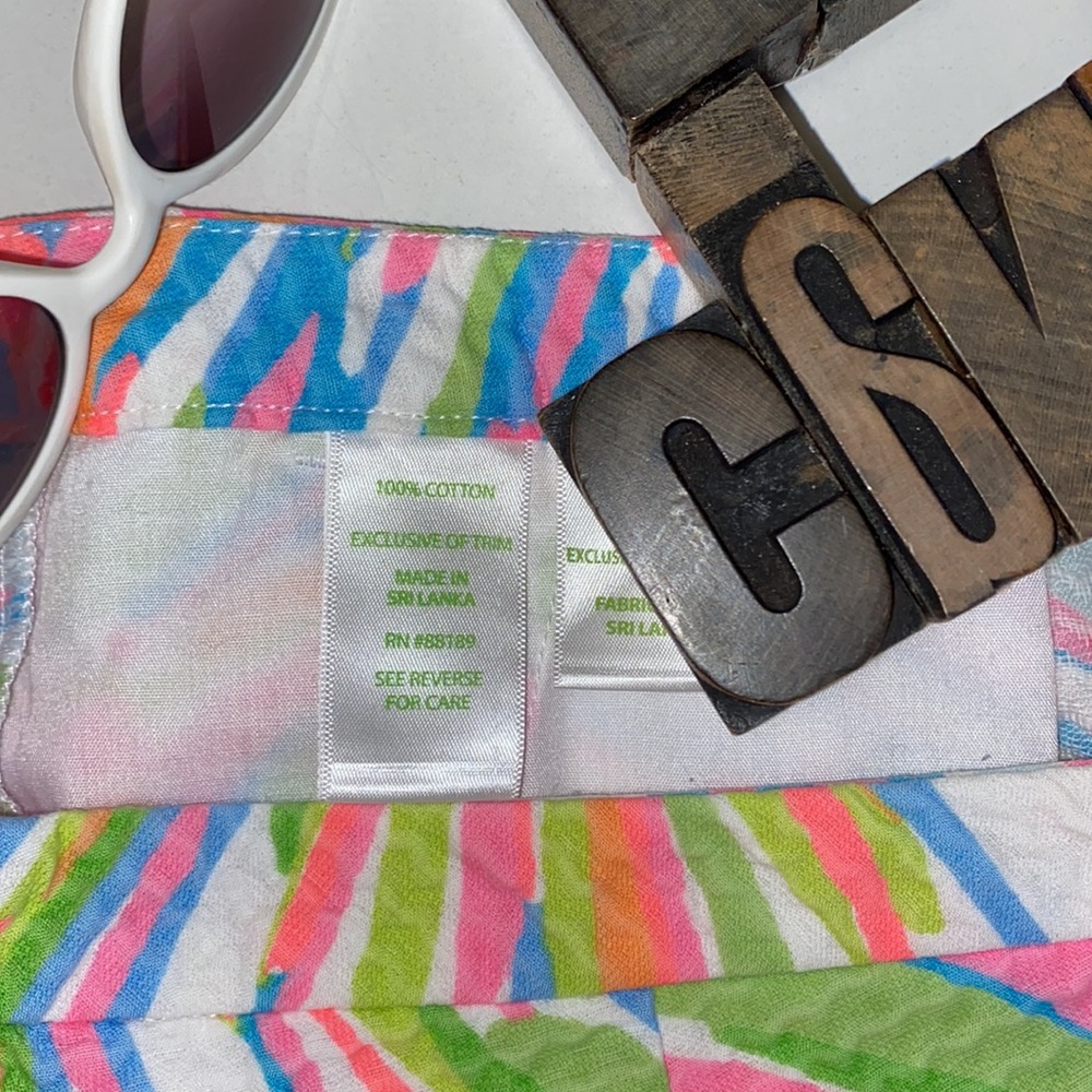 🌴LILLY PULITZER ‘Addie’ Short in Shellebrate Print Resort White (Multi) Color - Picture 11 of 12